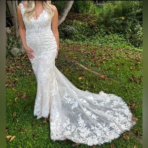 Allure Bridal 9808 Wedding Dress Size 12